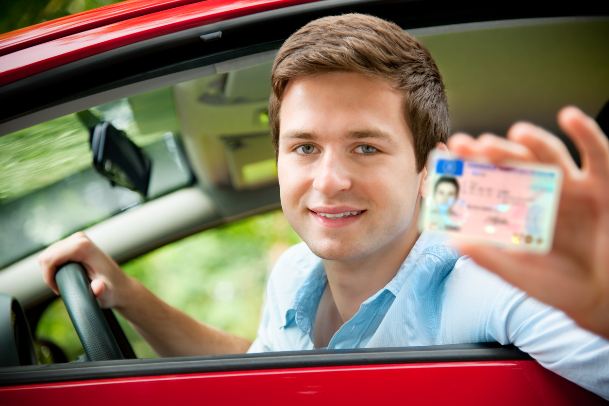 What Is the Legal Driving Age in Illinois? 